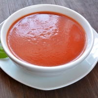 Authentische indische Tomatensuppe Shorba bei India4U Bern – frisch, würzig und hausgemacht